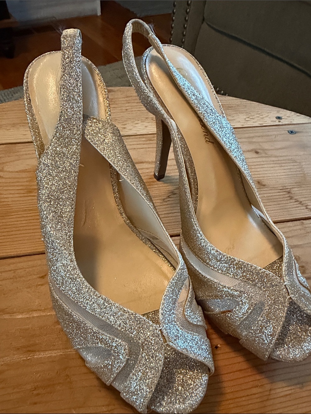 Lulu Townsend Silver Glitter Slingback Peep-Toe Heels